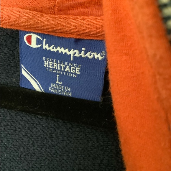 University of Virginia half-zip sweatshirt - Picture 2 of 3